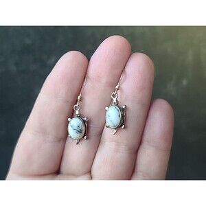 925 Sterling Silver Howlite Dangling Turtle Shaped Pierced Earrings Vintage